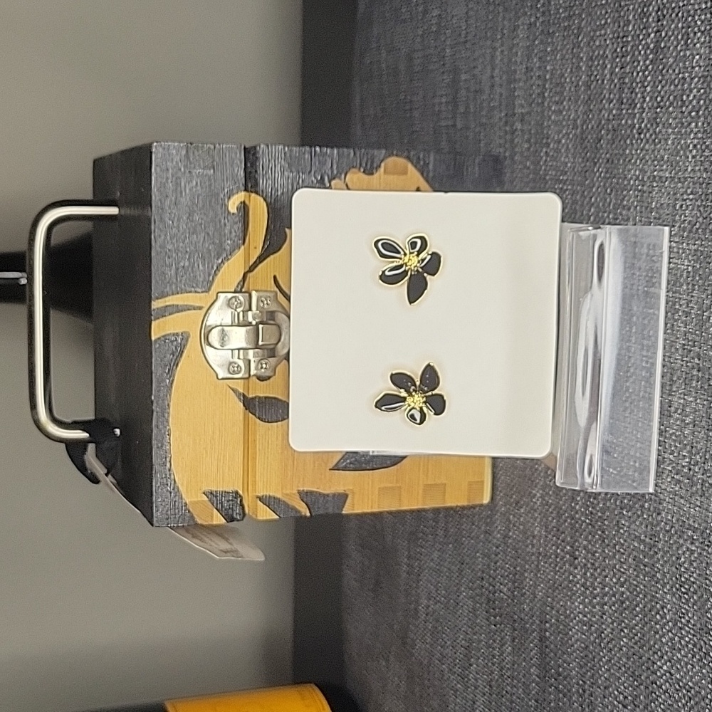 Brooklyn Blossom earrings